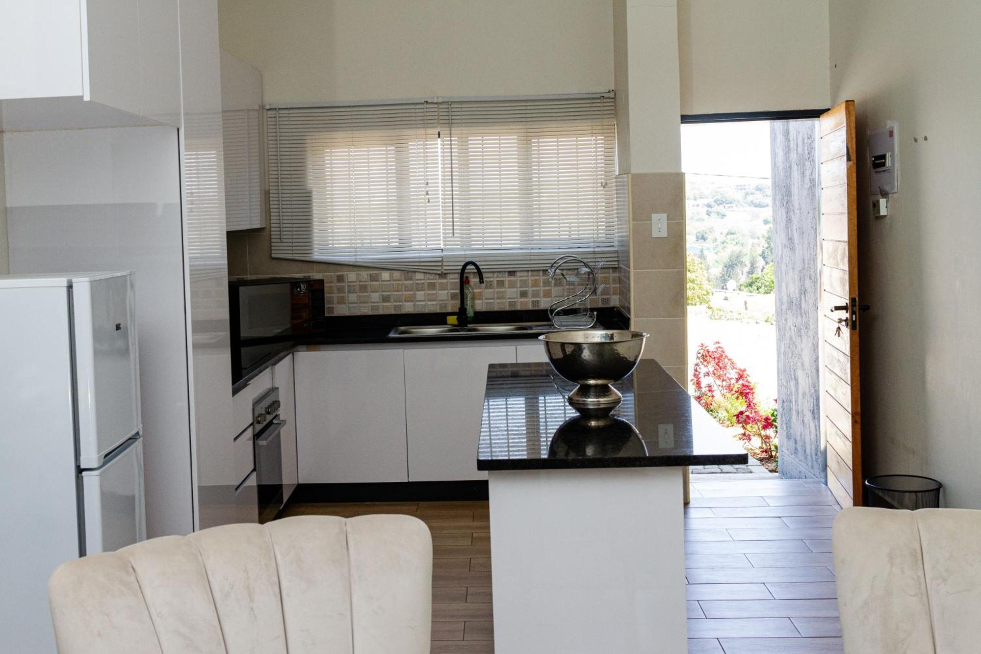 The Ultimate Lotus Apartment มันซีนี ภายนอก รูปภาพ